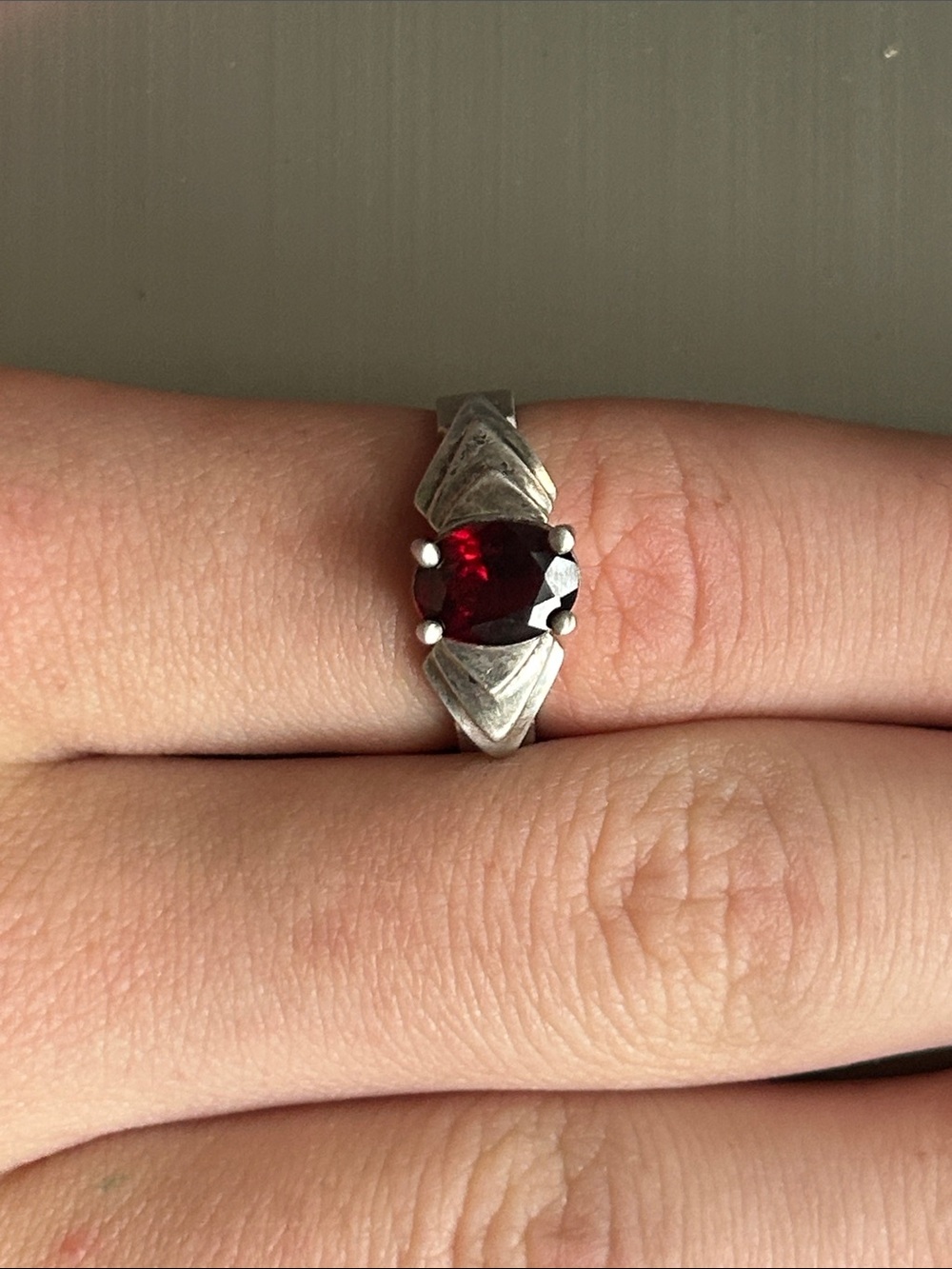 Sterling Silver Red Garnet Round Solitaire Ring
